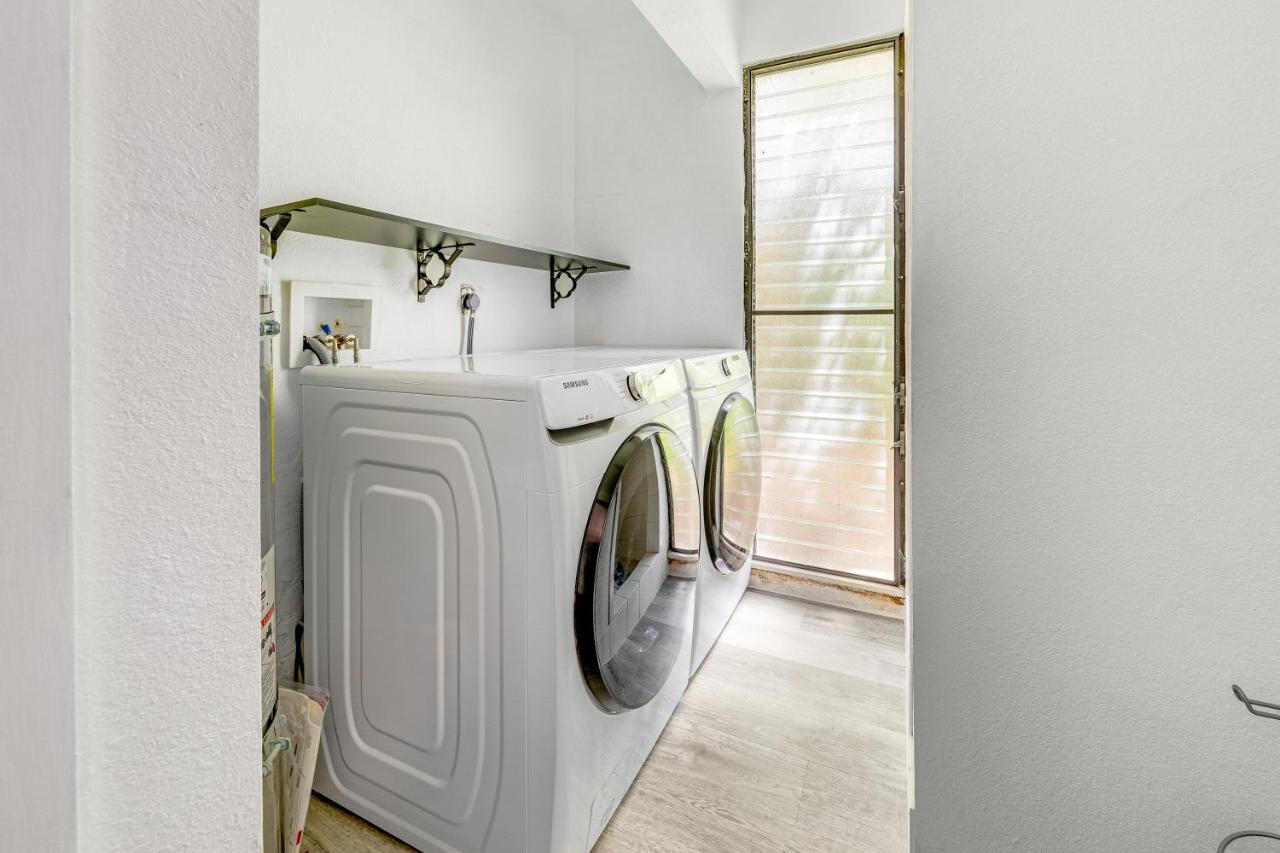 Newly Renovated Condo With Sup Paddle Boards And Golf Clubs Included Kailua-Kona Luaran gambar